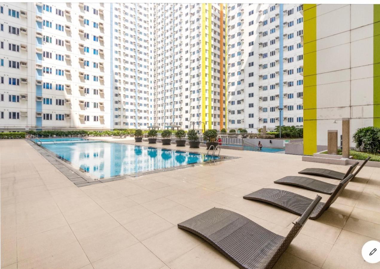Modern Place Of Style Manila Luaran gambar